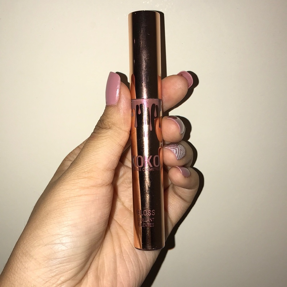 DAMN GINA Lipgloss 💁🏻‍♀️